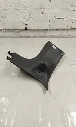 Jeep Grand Cherokee (D)pillar trim (top) 5vp14dx9ac
