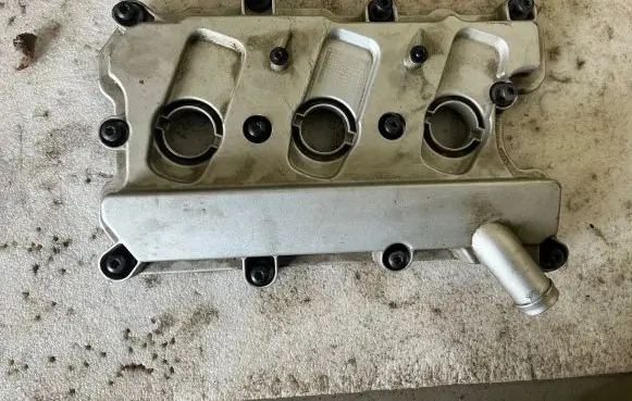 Audi Q5 SQ5 Rocker cam cover 06E103472 06E103472N