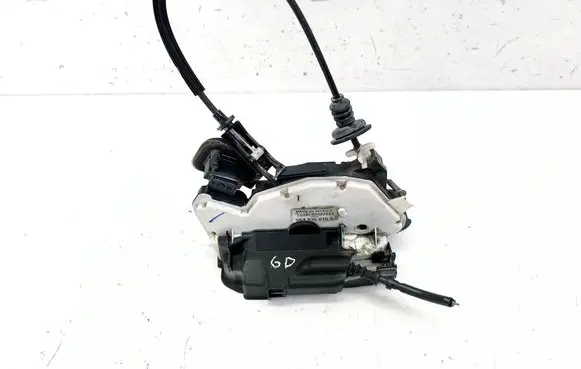 Volkswagen Jetta VI Rear door lock 5K4839016S