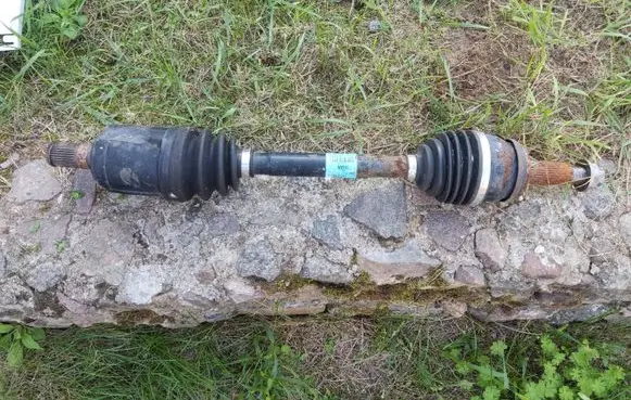 Hyundai Santa Fe Front driveshaft 49500S1000 M01LRLY1 0181225142