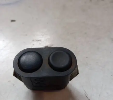 Fog light switch