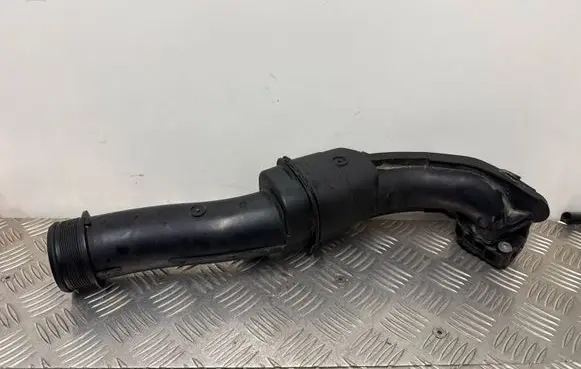 Audi A4 S4 B9 8W Air intake hose/pipe 06M145673AT