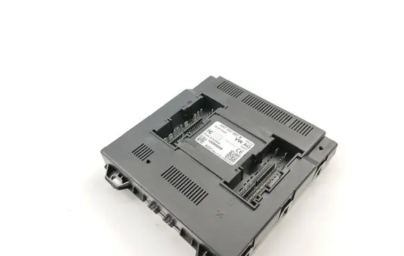 Skoda Fabia Mk2 (5J) Comfort/convenience module 6R7937087K
