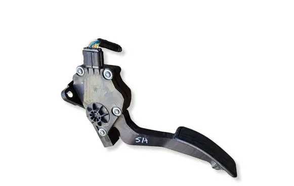 Subaru Forester SH Accelerator throttle pedal 36010AG140 1988007120