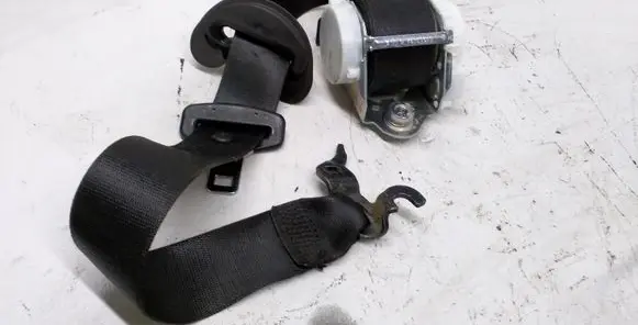 BMW X1 E84 Front seatbelt 34058428B