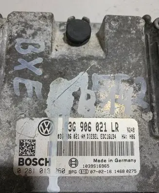 Skoda Superb B6 (3T) Engine control unit/module 03G906021AN 0281013260 03G906021LR