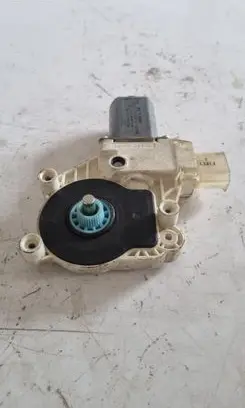 BMW X5 E53 Rear door window regulator motor 0536014401