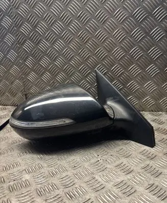 KIA Sportage Front door electric wing mirror