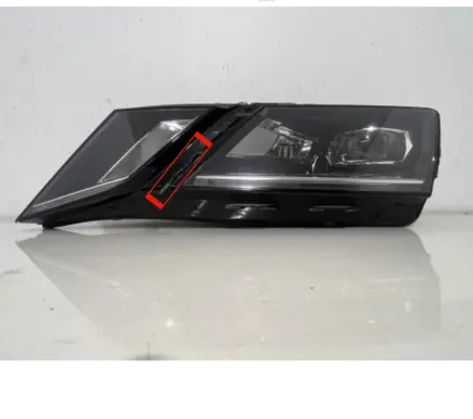 Skoda Octavia Mk3 (5E) Headlight/headlamp 5E1941015D