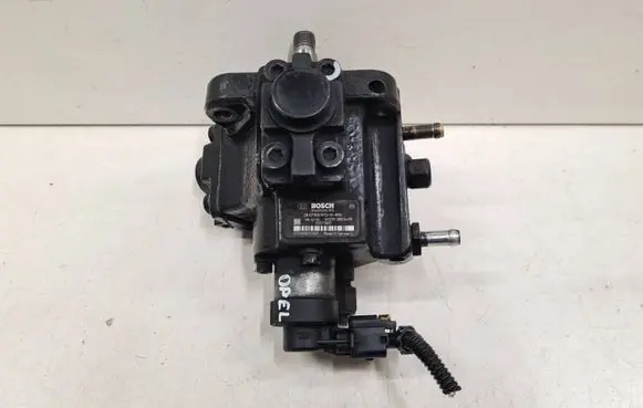 Opel Insignia A Fuel injection high pressure pump 0445010193 55571005 07000959289