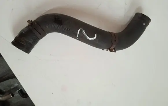 Toyota Prius+ (ZVW40) Engine coolant pipe/hose