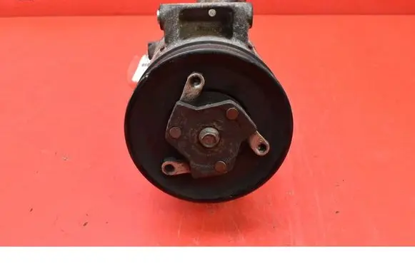 Skoda Octavia Mk3 (5E) Air conditioning (A/C) compressor (pump) 