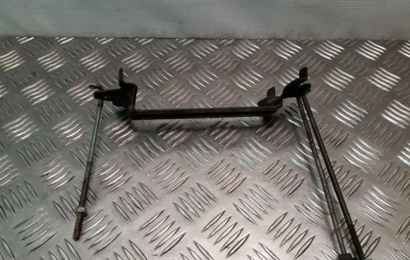 Infiniti FX Battery bracket 