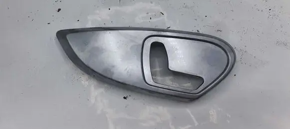 Mercedes-Benz ML W164 Front passenger seat rail trim 313206