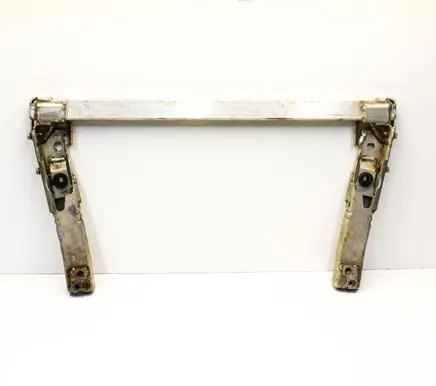 Maserati Ghibli Bottom radiator support slam panel 670009989