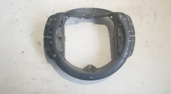 Steering wheel buttons/switches