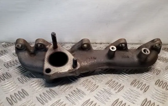 KIA Sorento Exhaust manifold