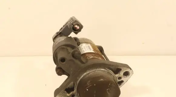 Toyota Auris 150 Starter motor 281000R010