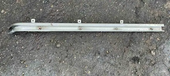 Volkswagen Transporter - Caravelle T5 Sliding door bottom rail 7H3843871AA