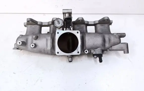 Audi A4 S4 B8 8K Intake manifold 06H133201S 06H133681A