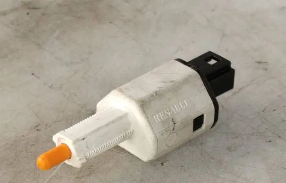 Renault Scenic III - Grand scenic III Brake pedal sensor switch 253200005R