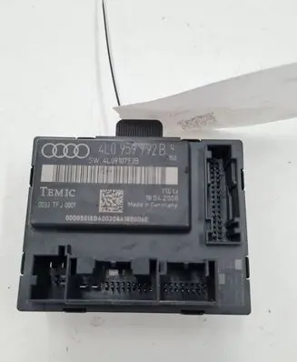 Audi Q7 4L Door control unit/module 4L0959792B 4L0910793B