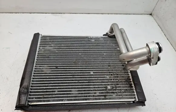 Air conditioning (A/C) radiator (interior)
