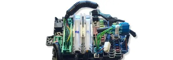 Honda Civic IX Fuse module TV0E210 E6116RA000021