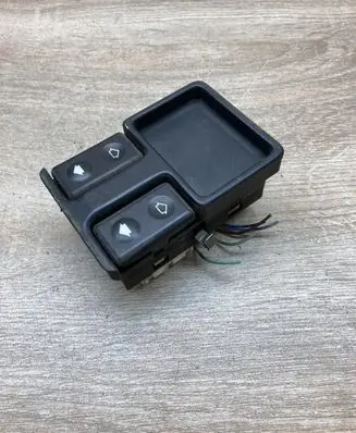 BMW 5 E34 Electric window control switch 1374491 1378126 927482