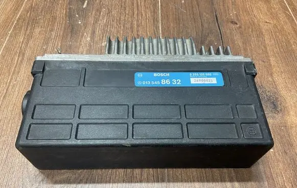 Mercedes-Benz E W124 ABS control unit/module 0135458632 0265106080