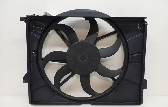 Mercedes-Benz S W221 Radiator cooling fan shroud A2215000493