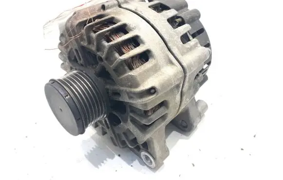Citroen DS5 Generator/alternator 9678049480