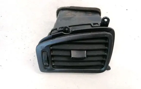 Hyundai Elantra Dash center air vent grill 974812D000 97481-2D000