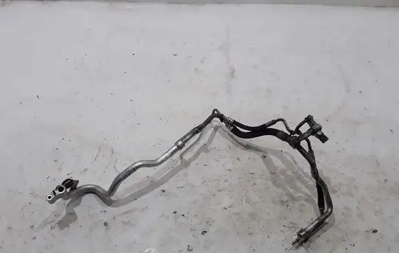 Air conditioning (A/C) pipe/hose