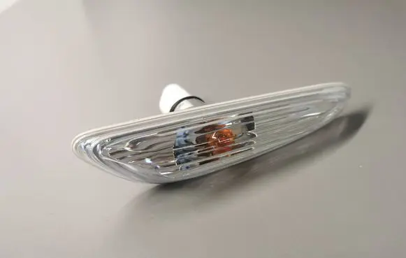 BMW 3 E46 Front fender indicator light 7165916 63137165916