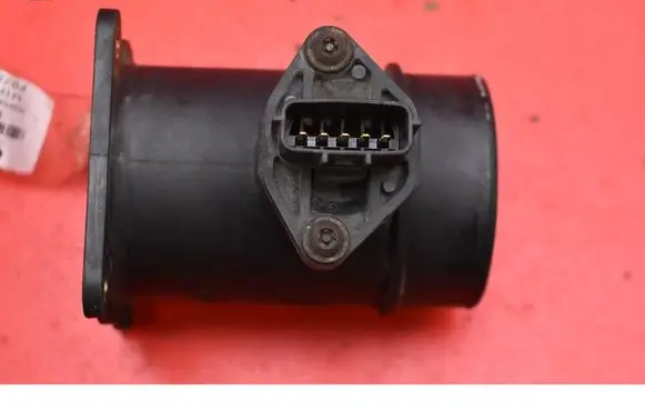 Nissan Primera Mass air flow meter 226805U400