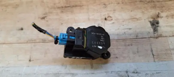 Ford Focus C-MAX Air flap motor/actuator 3M5H19E616AB 3M5H19E616