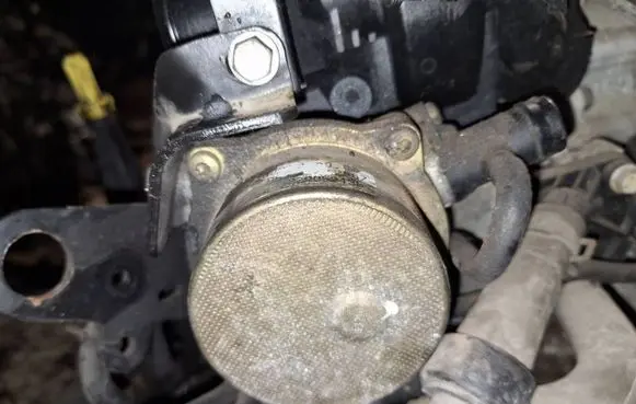 Nissan Note (E11) Vacuum pump 8200521381