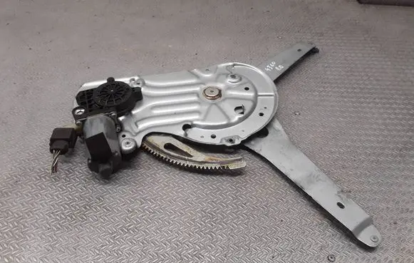 Volvo V70 Front door window regulator with motor 