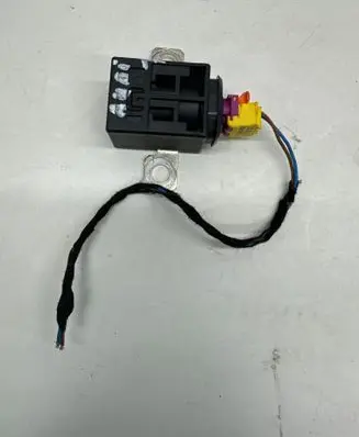 Audi A7 S7 4G Battery relay fuse 4F0915519 160697