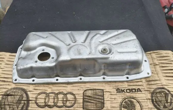 Audi A5 Oil sump 06M103602Q 180525S1 VAGDDS