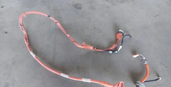 Toyota Auris E180 High voltage cable 