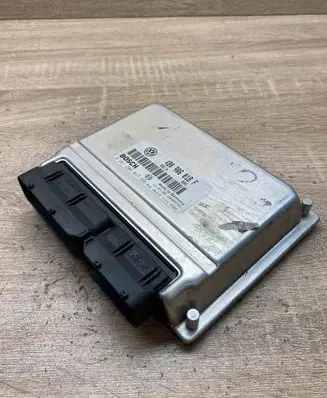 Volkswagen PASSAT B5.5 Engine control unit/module ECU 4B0906018F 0261206047