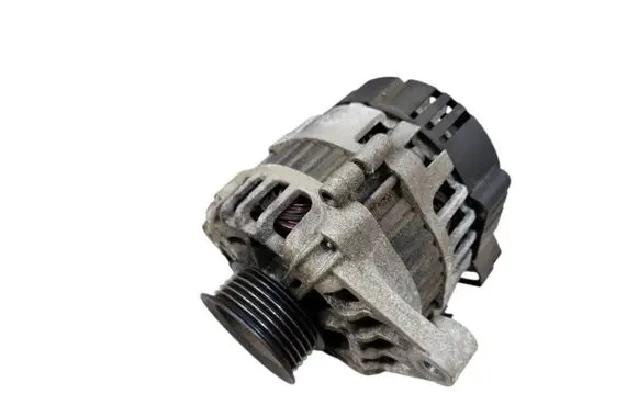 Hyundai i10 Generator/alternator 3730003100 135V70A 2655633