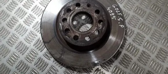 Volkswagen Golf V Front brake disc
