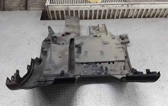 Audi A4 S4 B7 8E 8H Dashboard lower bottom trim panel 