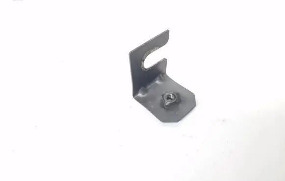 Jaguar XE Fender mounting bracket