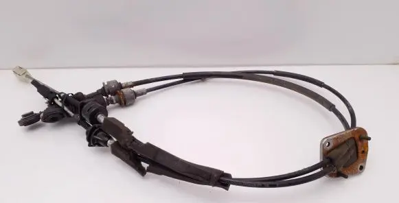 Mitsubishi Outlander Gear shift cable linkage