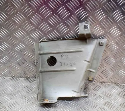 Renault Master II Fender mounting bracket 631236296R