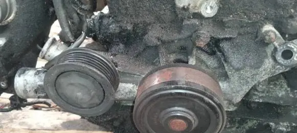 Mercedes-Benz C AMG W204 Water pump